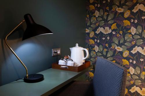 ImagenPetit Palace Puerta de Triana 1