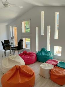 ImagenCabaña de diseño con jardin de 1200m2 5