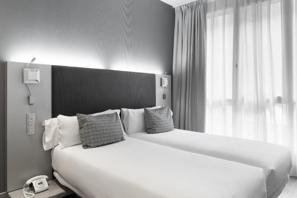 Petit Palace Plaza Españaimagen principal