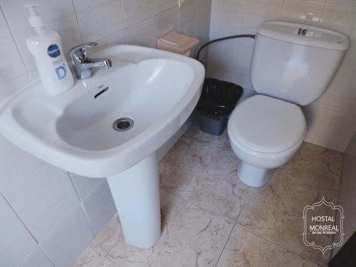 ImagenHOSTAL MONREAL 1