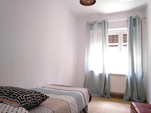 ImagenJunto a la Plaza Mayor II 1