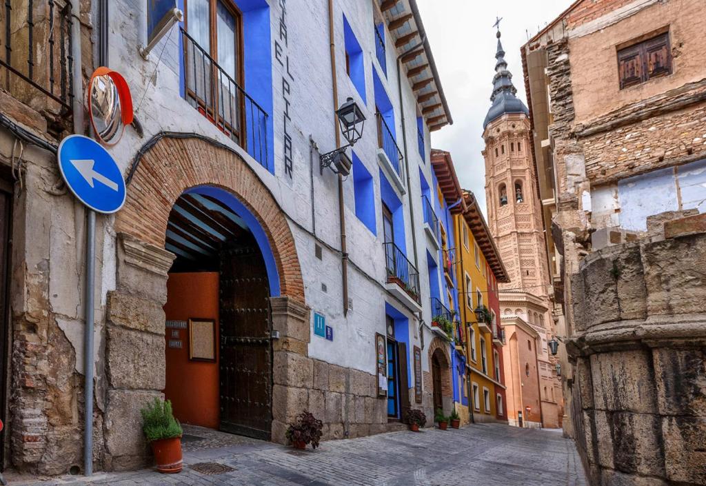 FONDUQ hotel HOSPEDERIA EL PILARimagen principal