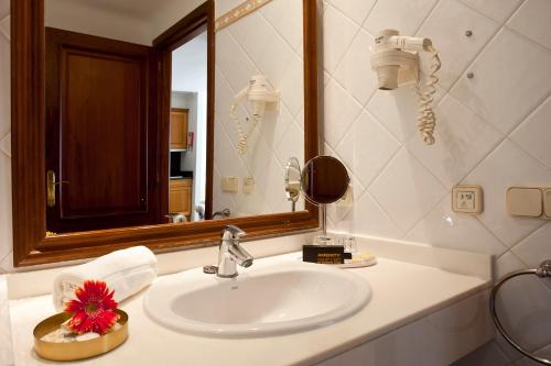 ImagenAparthotel Galeón Suites 2