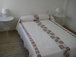 ImagenApartamentos H3 Playamar Pintor Rosales 4