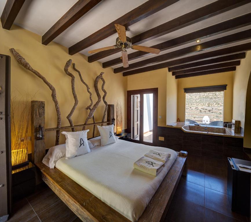 La Almendra y El Gitanoimagen principal