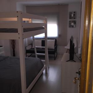 ImagenIMPRESIONANTE CASA de 170m para 14 personas con terraza 50m con barbacoa 3