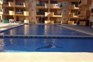 ImagenSpacious 2 bedroom apartment with communal pool 3