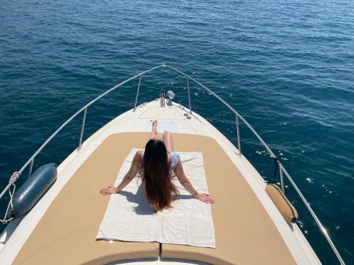 ImagenAMAN CHARTER 4