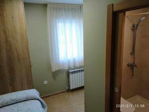 ImagenBorja Peñas de Herrera pensión con Jardín cerca del Eccehomo y el Moncayo 6