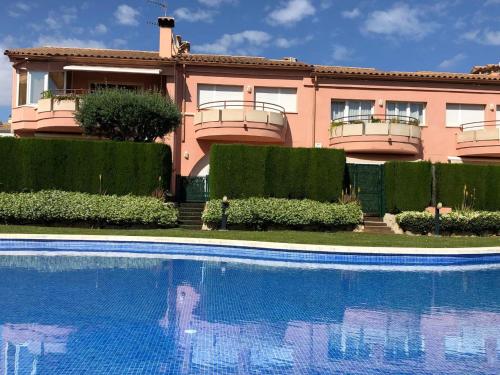 ImagenLuxury House 2