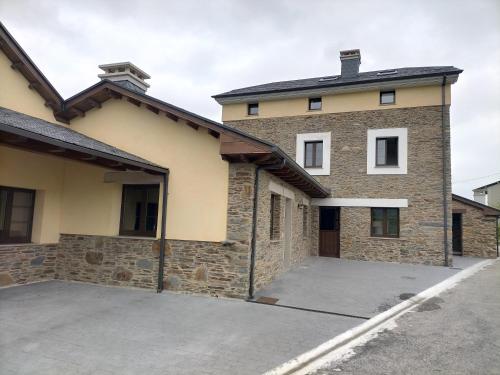 ImagenApartamentos Puerta del Castro 1