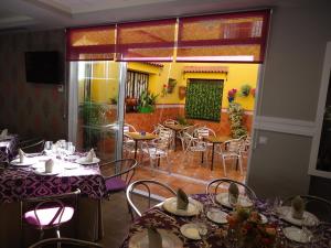 ImagenHostal Calderon de la Barca 8