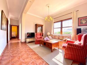 ImagenThe Cliffs - The Area Nightfall 5