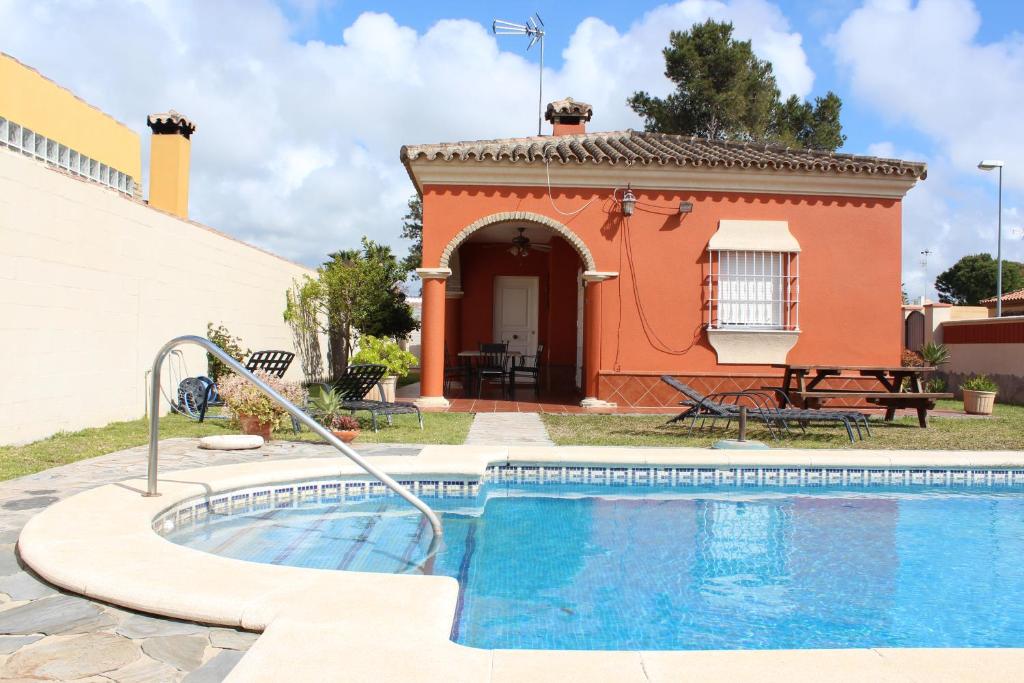 Chalet Marisma con piscina privadaimagen principal