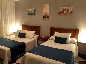 ImagenCasa grande con piscina 7