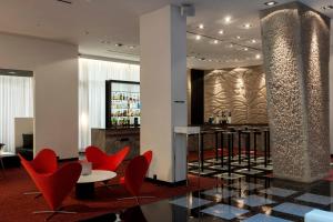 ImagenHilton Madrid Airport 3