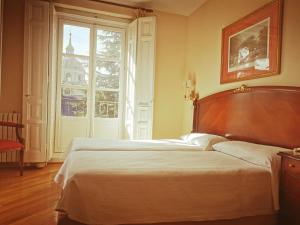 ImagenMiranda & Suizo 3