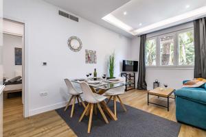 ImagenHomeAbroad Apartments - Alameda de Colón 4