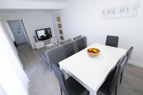 ImagenPineda 7 Planet Costa Dorada 2