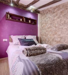 ImagenLoft jacuzzi lila Casa Ermita San Antonio 7