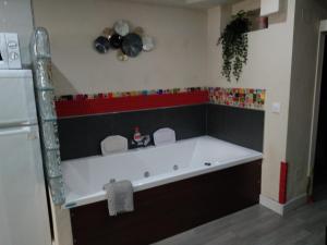 ImagenLoft jacuzzi rojo Casa ermita San Antonio 5