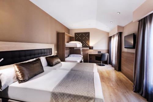 ImagenCatalonia Atocha 2