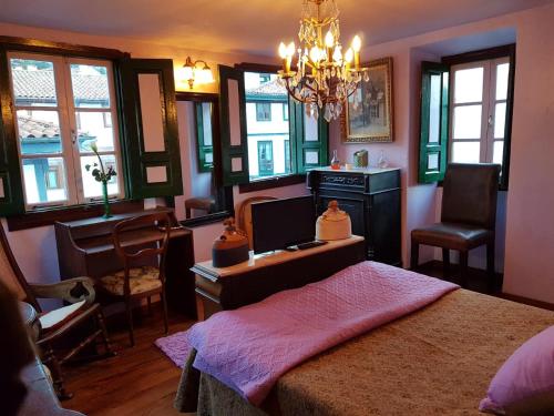 ImagenThe Old Palace Tower / La Torre del Palación 1