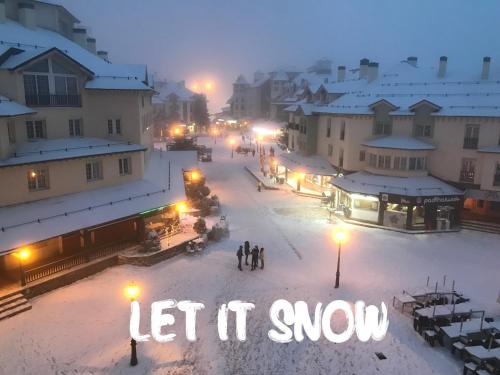 ImagenInside Plaza Sierra Nevada 2