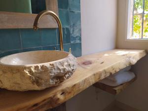 ImagenEsencia Lodge - luxurious off-grid cabin retreat 5