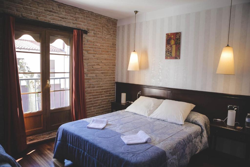 Hospedium Hotel La Fuenteimagen principal