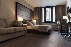 ImagenPalacio Valderrabanos 5