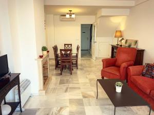 ImagenFantastic 3-Bedroom Holiday Home including Tennis and Pool Near Golf Course 7