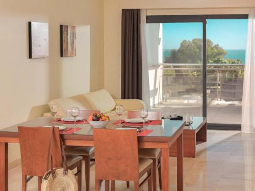 ImagenEstepona Hotel & Spa Resort 2