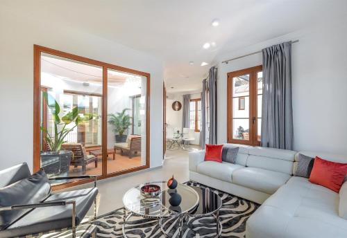 ImagenAmazing view to golf courses 14 pax 2