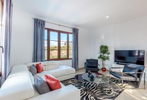 ImagenAmazing view to golf courses 14 pax 5