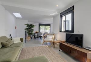 ImagenRenovated townhouse San Roque 91 6