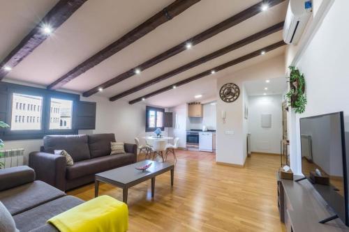 ImagenPalacio Descalzos -Atico 3b- 2