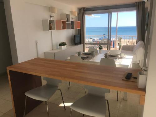 ImagenHomeAbroad Apartments - Vistamar 2