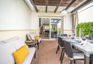 ImagenLuxury Spa and golf villa Denton 3