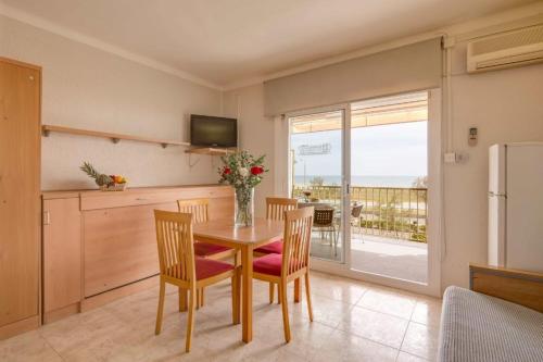 ImagenAparthotel Solifemar 1