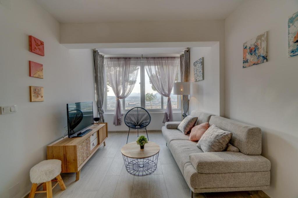 Edificio Thader - Ciudad Quesadaimagen principal