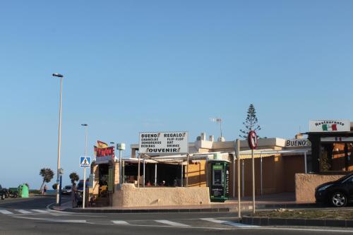 ImagenBungalow cerca de la playa de La Mata 1