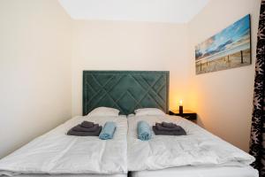 ImagenStunning Luxe Apartment in Elviria - Los Jardines de Santa Maria Golf Marbella 3