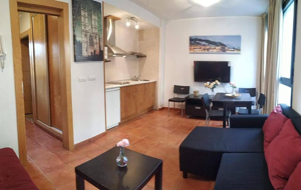 Estudio Y Garaje En Zona Bajaimagen principal