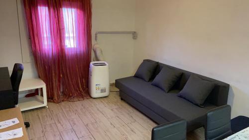 Imagen4 APTOS FULLY EQUIPPED STUDIOs NEARLY CENTER 2