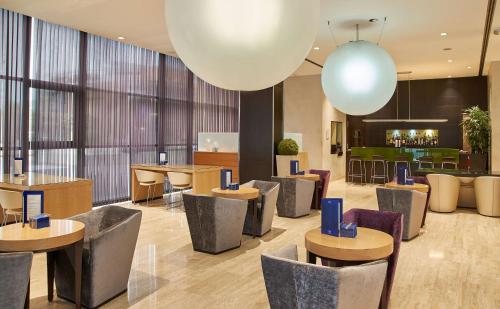 ImagenNH Sevilla Plaza de Armas 1