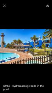 ImagenLovely De Luxe apartment For HOLIDAY Front Ocean!!! 5