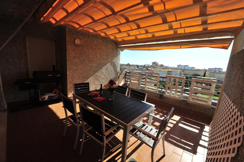 Atico Terrazas vistas Piscinas Parking 2 bañosimagen principal