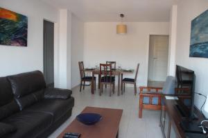 ImagenBlue House 4