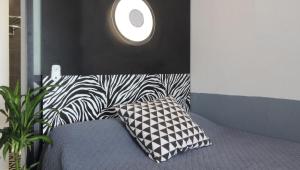ImagenSunrise Estudio Zebra, con vistas mar y jardin 4